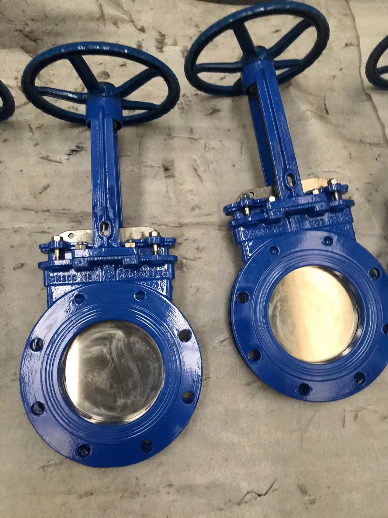 22