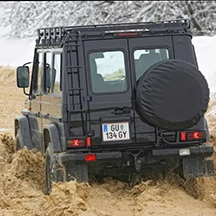 竞速特技车游戏