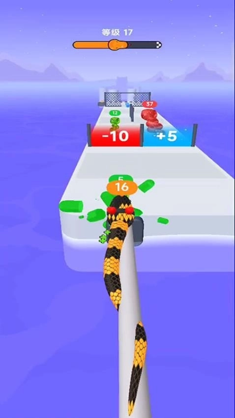 蛇蛇快冲游戏