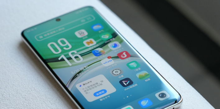 vivoX300相机DECO局部特写曝光 影像小王仅凸起1.28mm